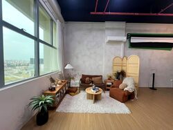 The Crescent @ Kallang (D13), Factory #566878301
